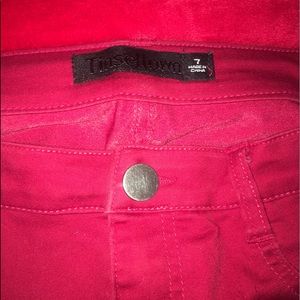 Red skinny jeans